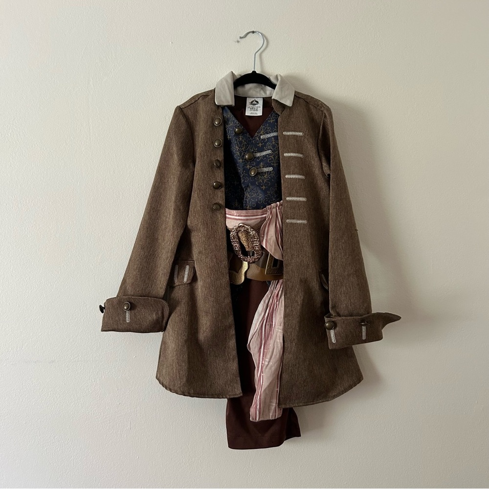 Disney Pirates of the Caribbean Kids Jack Sparrow Costume Size Small 5/6